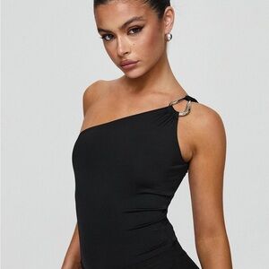 Elegant Black One-Shoulder bodysuit